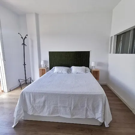 Con Vistas Al Mar Y Jacuzzi Privado アパート サンタクルスデテネリフェ